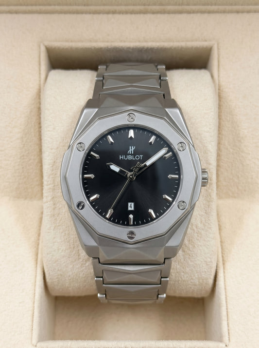 Hublot Diamond Cut - Black Dial / Silver Chain
