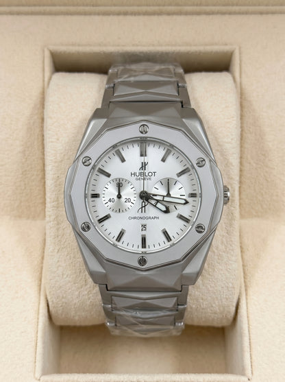 Hublot Diamond Cut Chronograph – White Dial / Silver Chain