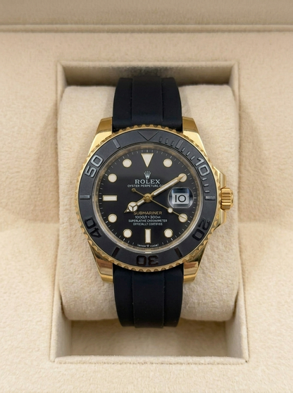 Rollie Submariner – Black Dial - Gold Case & Black Rubber Strap