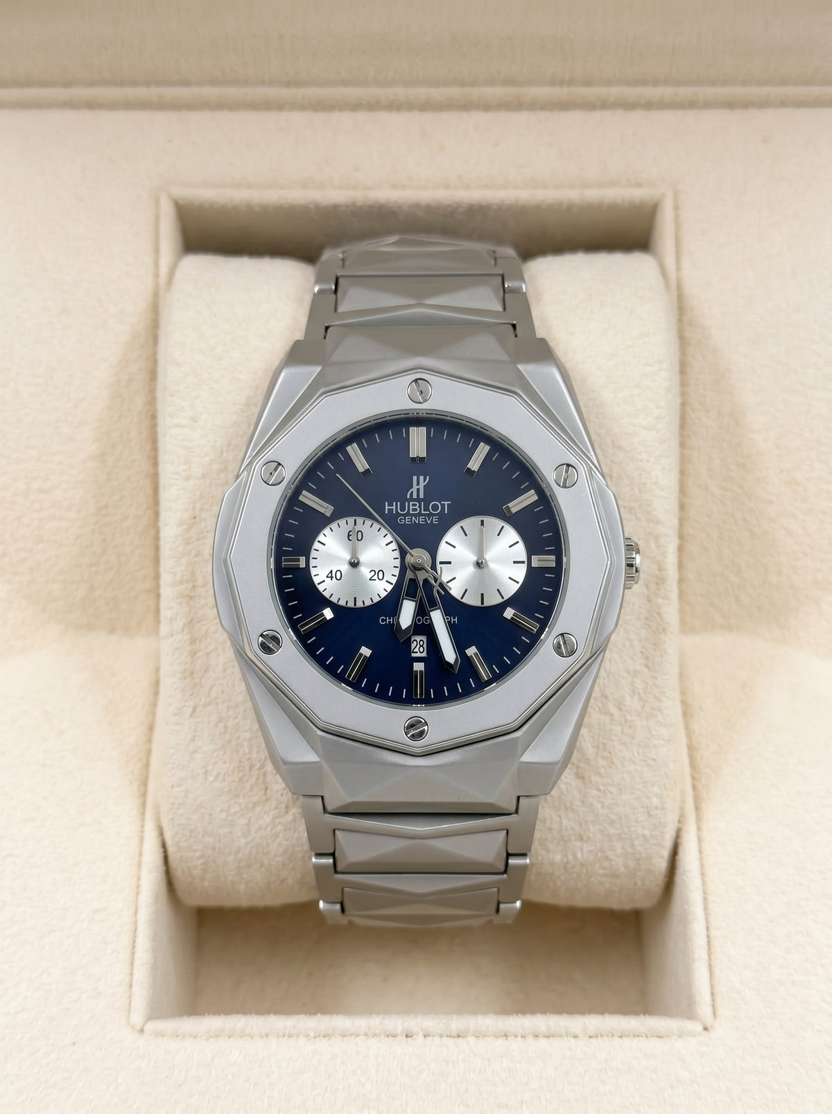 Hublot Diamond Cut - Chronograph