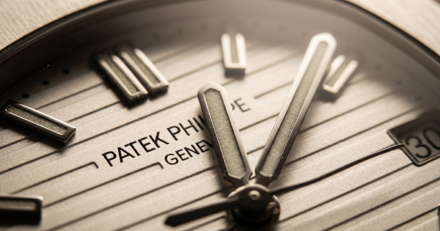 Patek Philippe – White Dial / Silver Steel Chain
