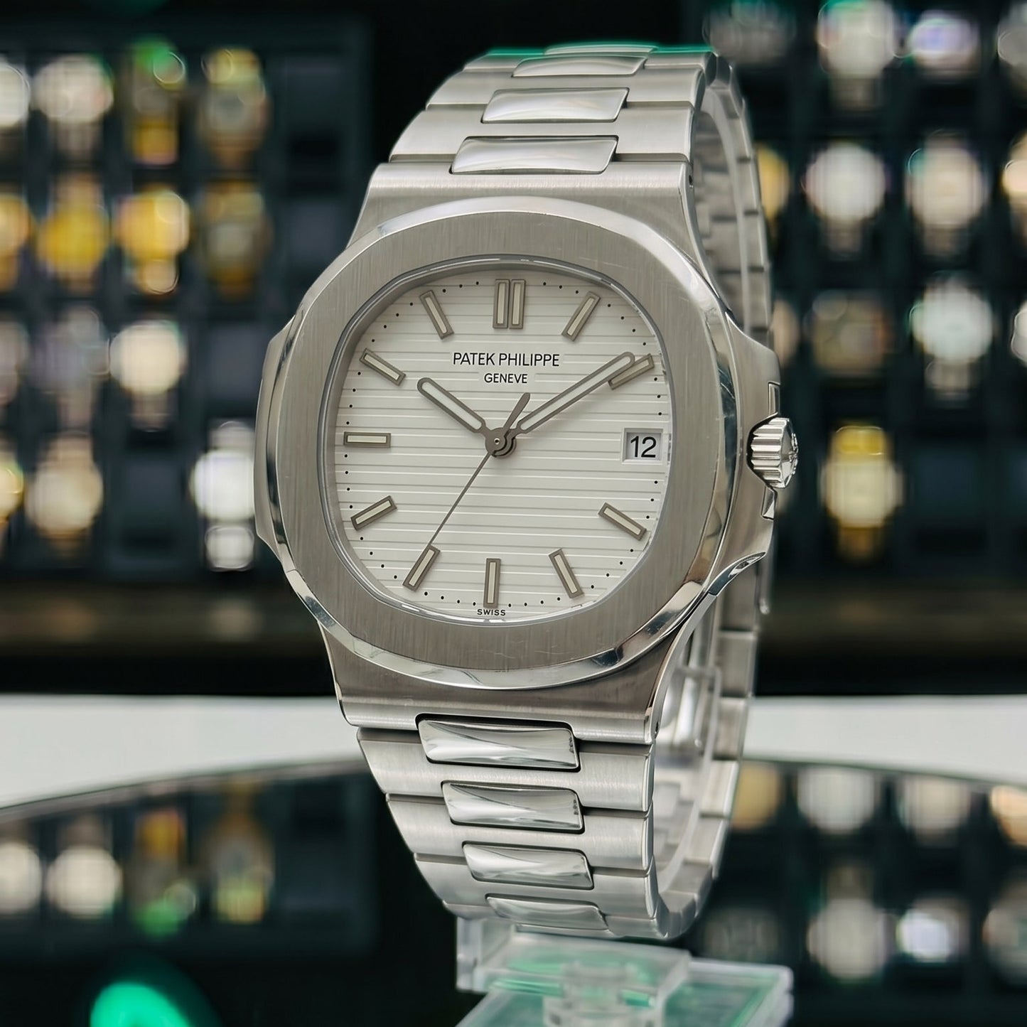 Patek Philippe – White Dial / Silver Steel Chain