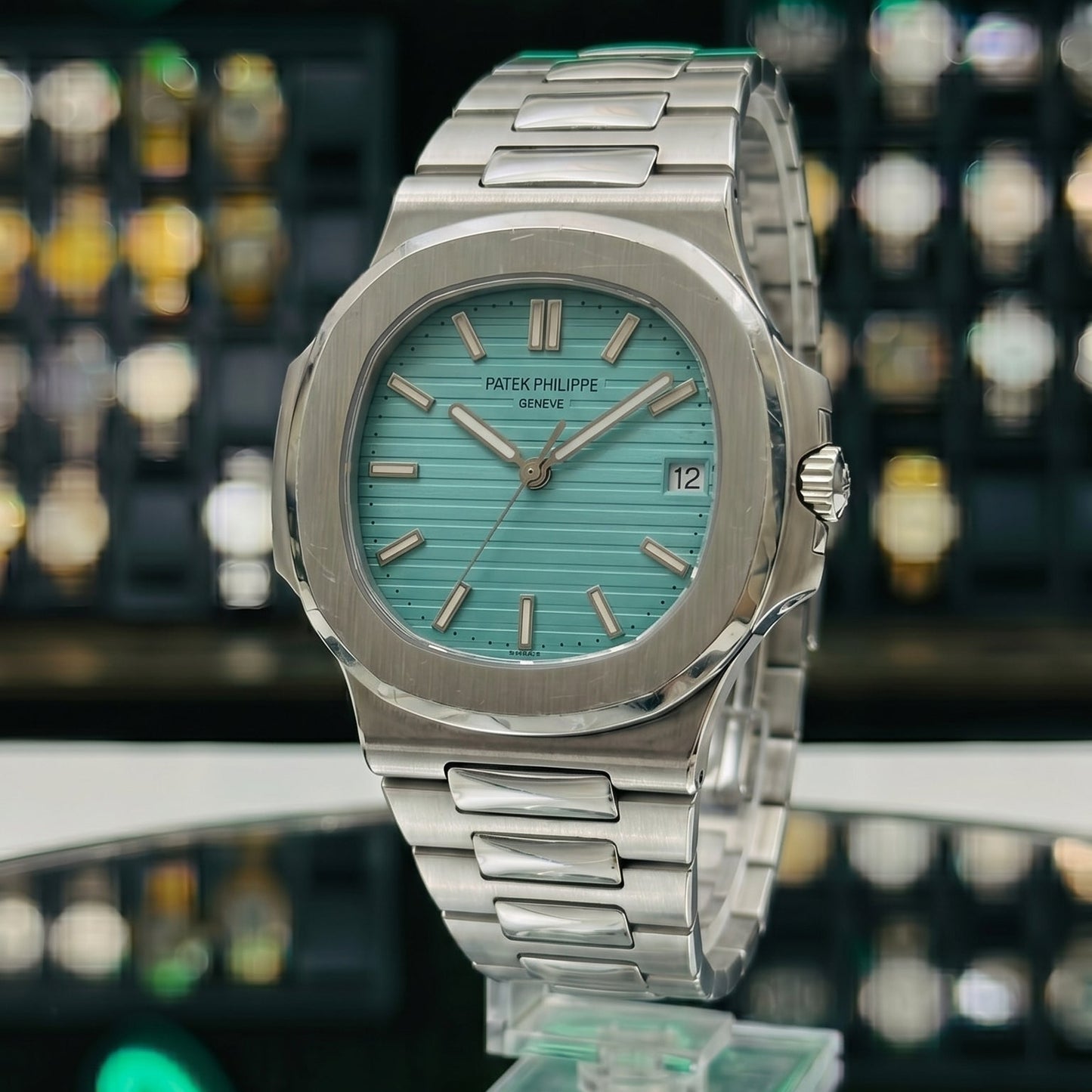 Patek Philippe – Mint Green Dial / Silver Steel Chain