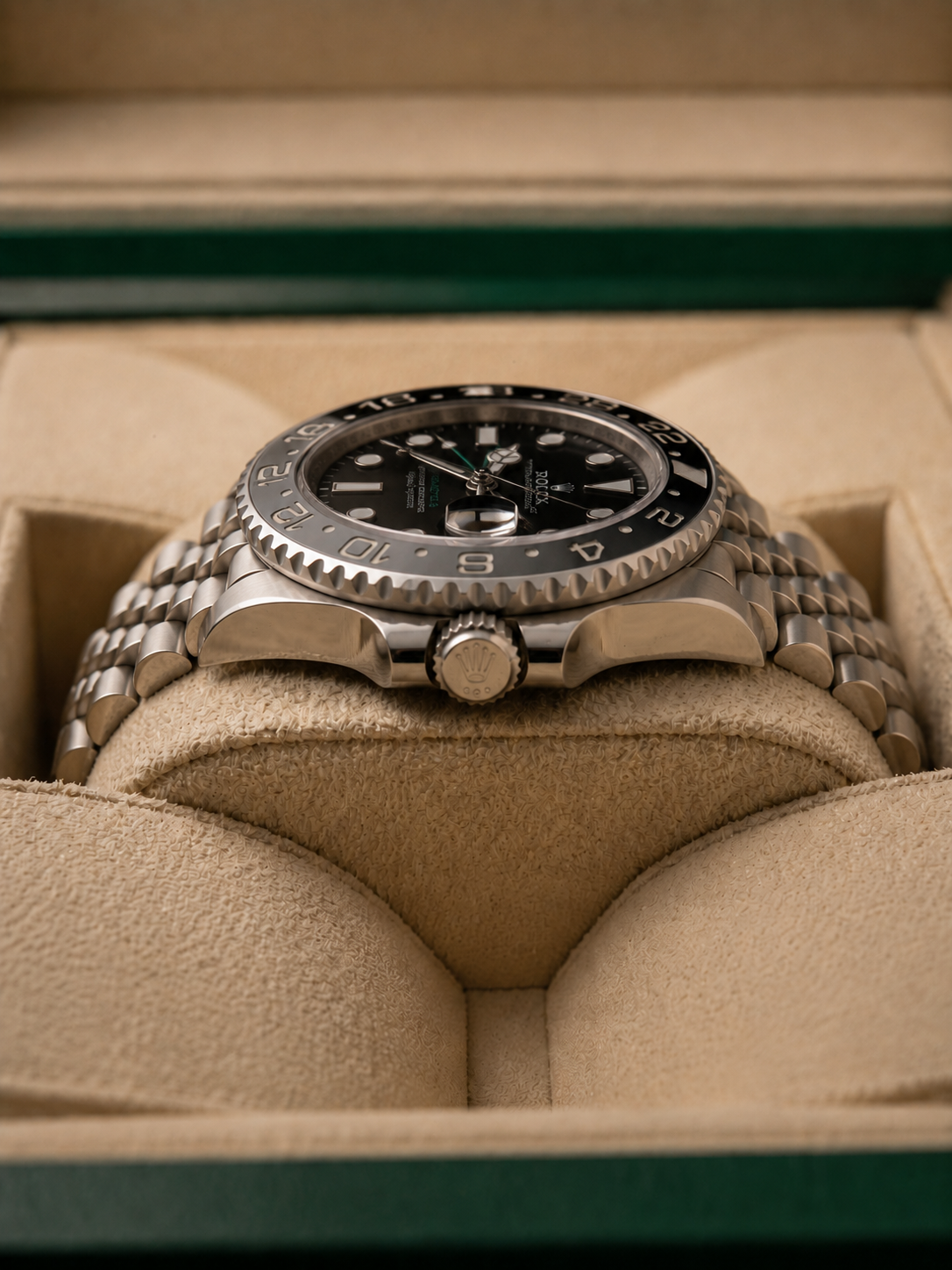 Rollie GMT Master 2 – Black Dial - Black/Grey Bezel