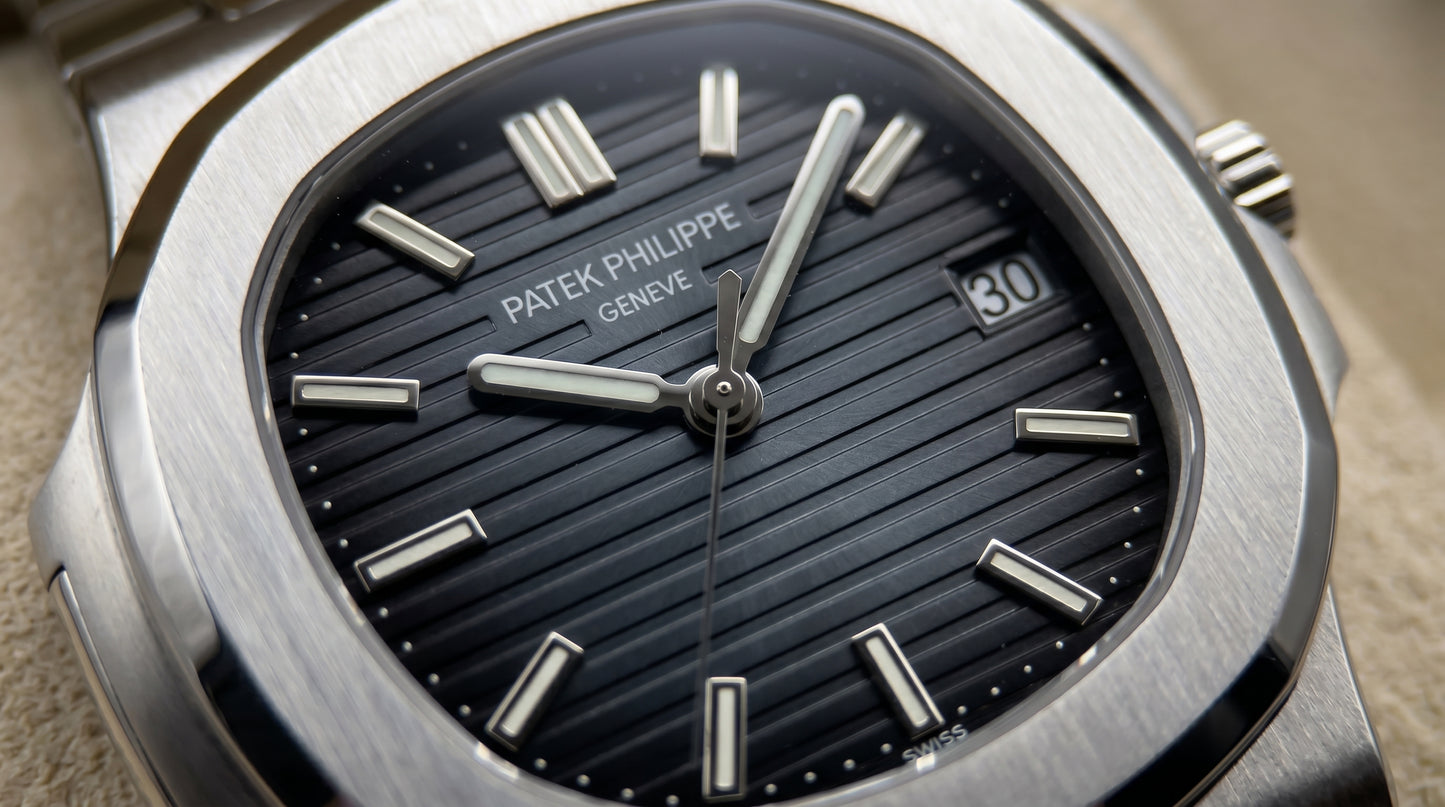 Patek Philippe – Black Dial / Silver Steel Chain